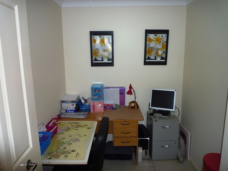 27 Benjamin Court, Yamanto QLD 4305