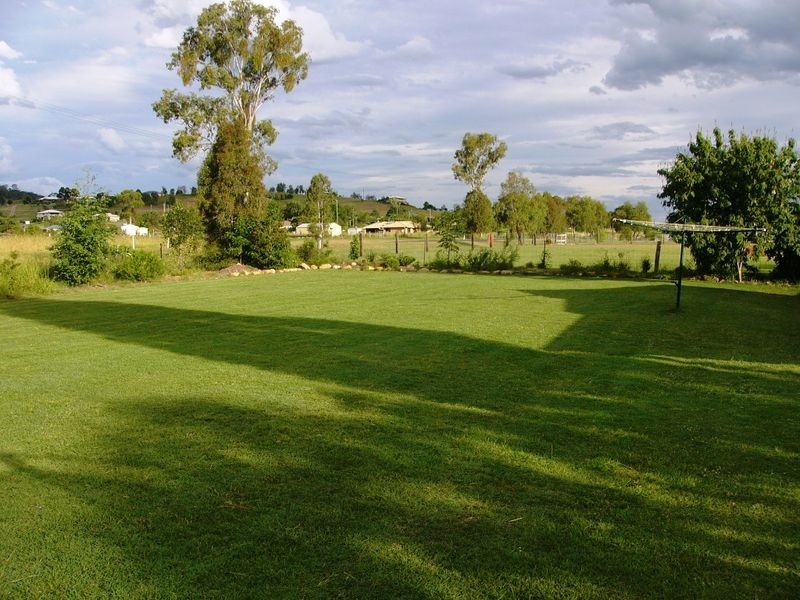 9 Acacia Court, Plainland QLD 4341