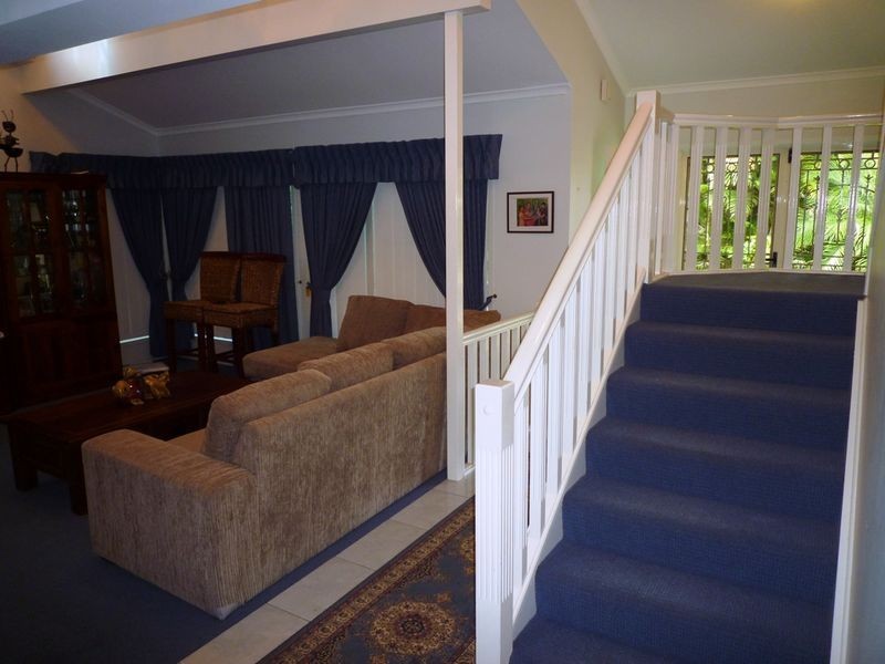 7 Helmsley Court, Yamanto QLD 4305