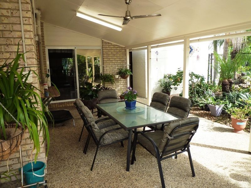 7 Helmsley Court, Yamanto QLD 4305