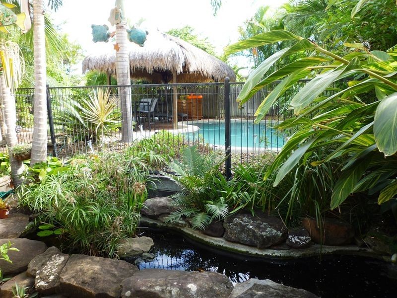 7 Helmsley Court, Yamanto QLD 4305
