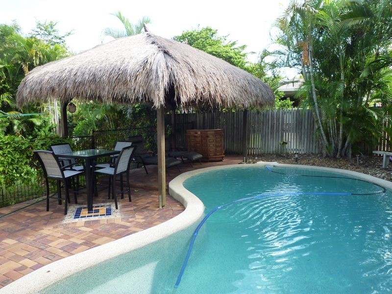 7 Helmsley Court, Yamanto QLD 4305