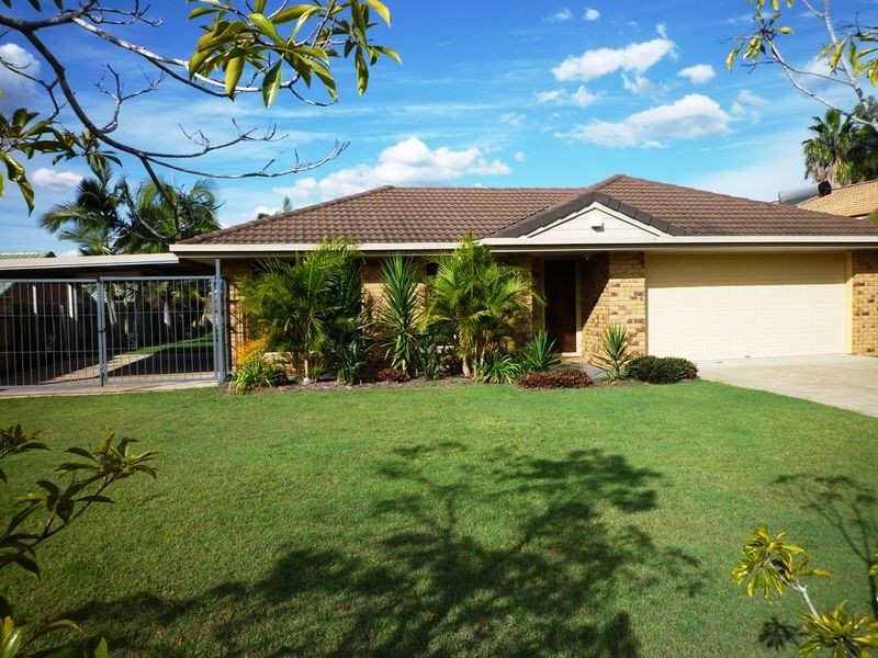 4 Oregon Close, Yamanto QLD 4305