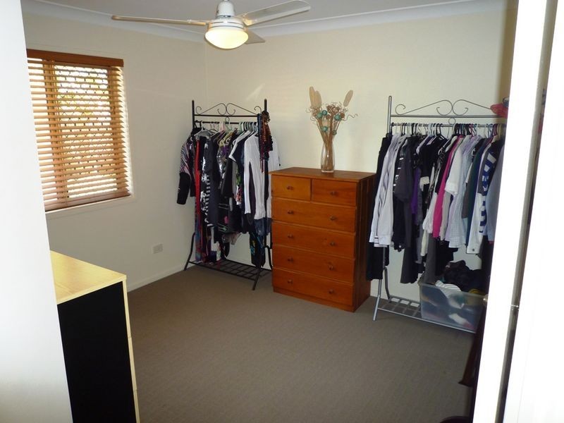 4 Oregon Close, Yamanto QLD 4305