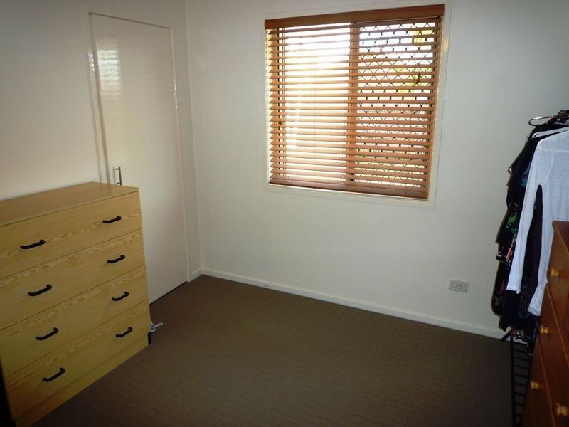 4 Oregon Close, Yamanto QLD 4305