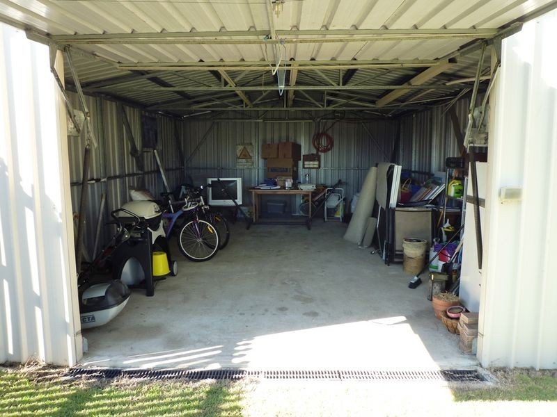 4 Oregon Close, Yamanto QLD 4305