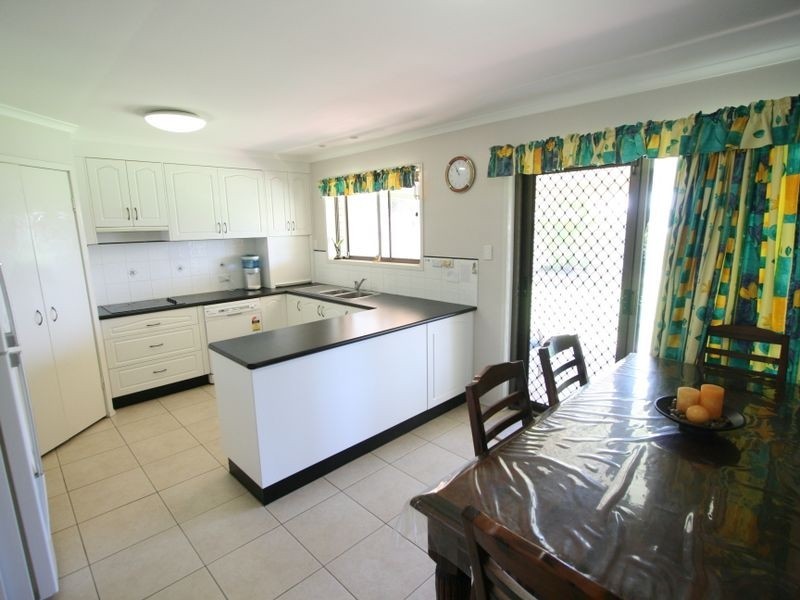 15 KEPPEL STREET, Yamanto QLD 4305