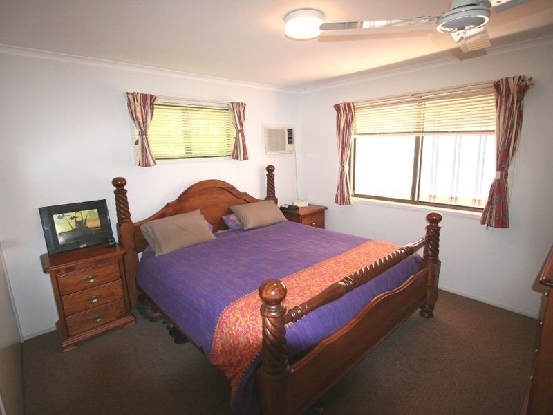 15 KEPPEL STREET, Yamanto QLD 4305