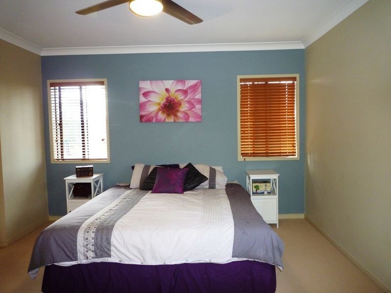 20 Stephenson Crescent, Kensington Grove QLD 4341