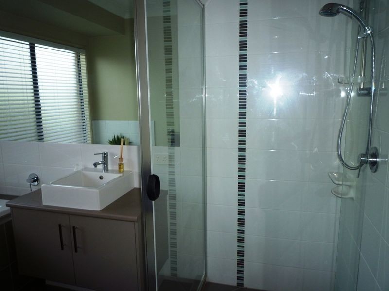 20 Stephenson Crescent, Kensington Grove QLD 4341