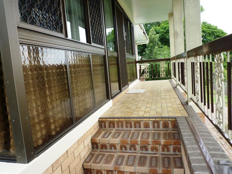 2 Shenton Street, Coalfalls QLD 4305