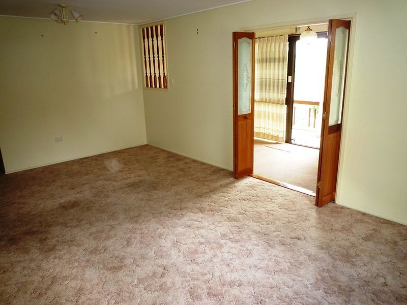 2 Shenton Street, Coalfalls QLD 4305