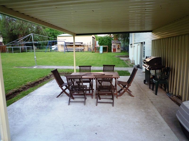 23 McGill Street, Raceview QLD 4305