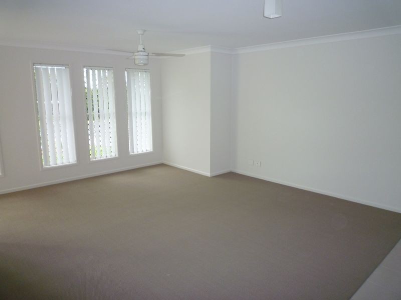 31 Powells Road, Yamanto QLD 4305
