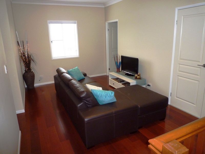 9 Waight Street, Rosewood QLD 4340