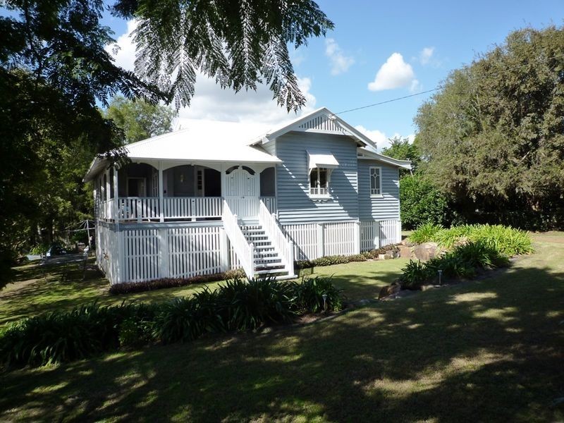 46 Whitehill Road, Eastern Heights QLD 4305