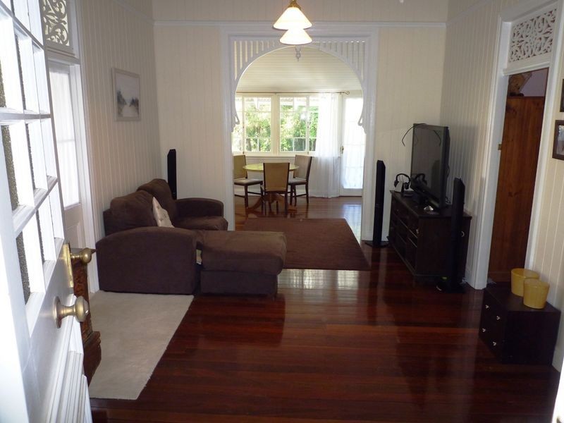 46 Whitehill Road, Eastern Heights QLD 4305