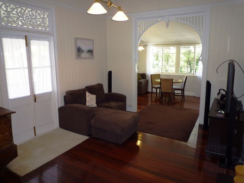 46 Whitehill Road, Eastern Heights QLD 4305