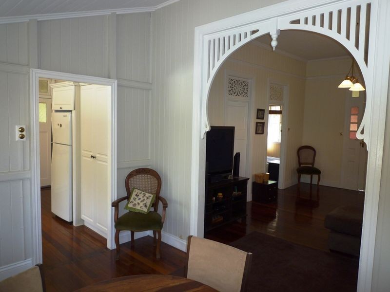 46 Whitehill Road, Eastern Heights QLD 4305