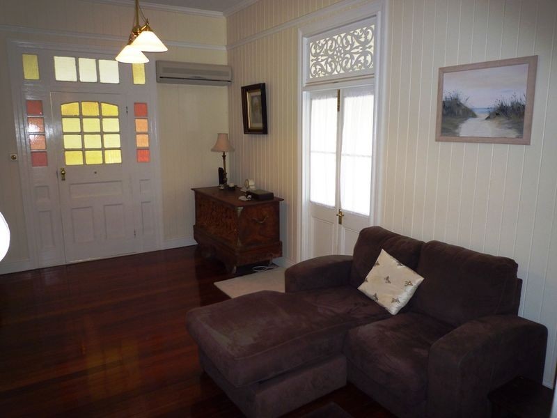 46 Whitehill Road, Eastern Heights QLD 4305
