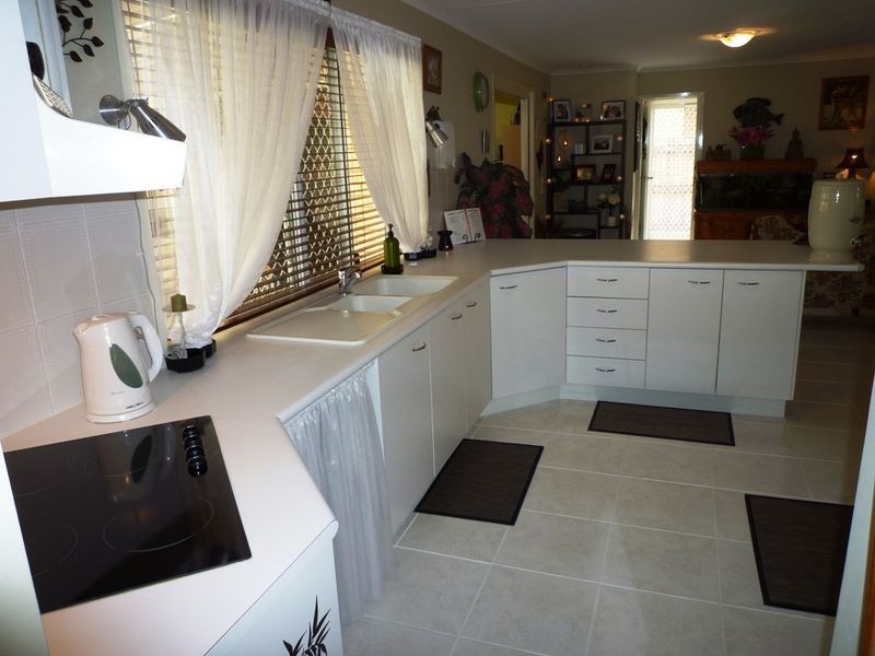 17 Toft Drive, Raceview QLD 4305