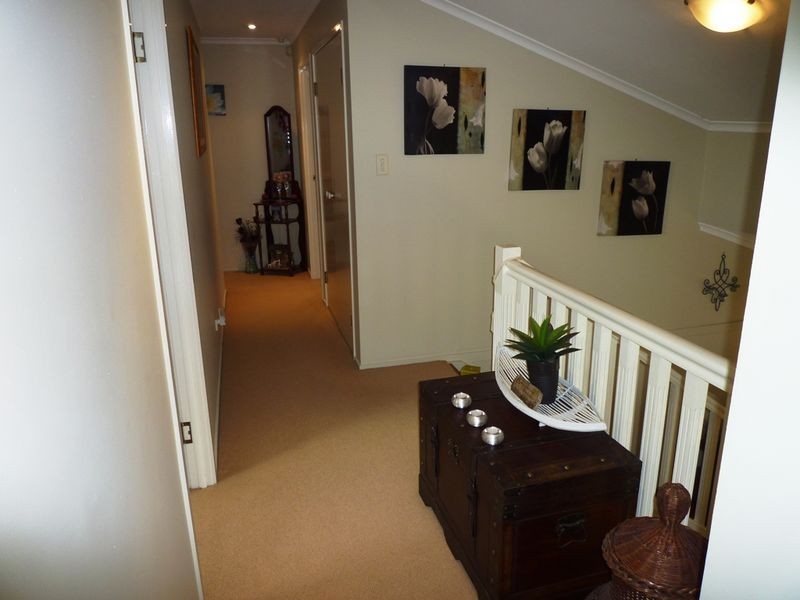 17 Toft Drive, Raceview QLD 4305