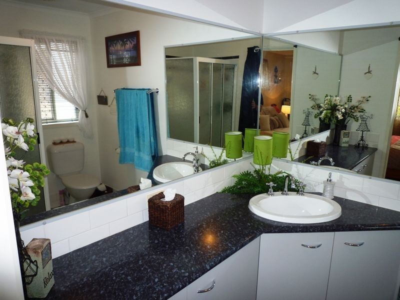 17 Toft Drive, Raceview QLD 4305