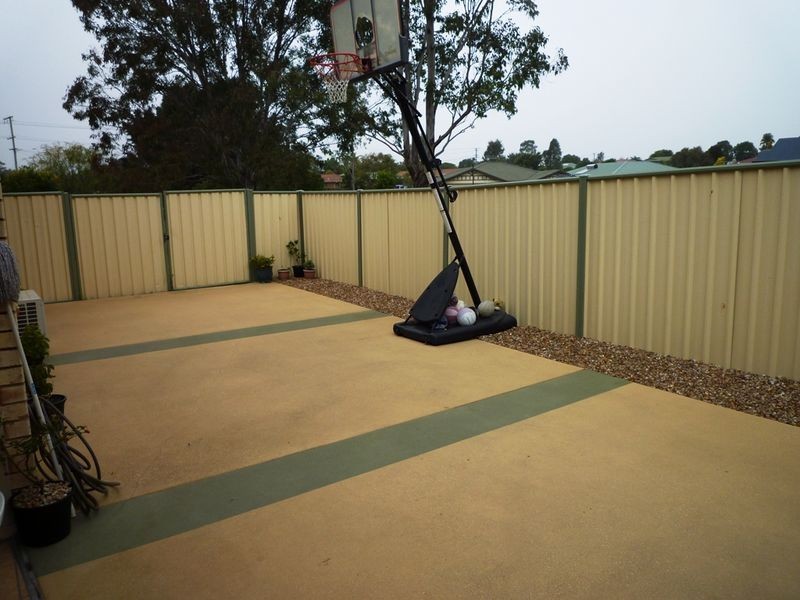 17 Toft Drive, Raceview QLD 4305