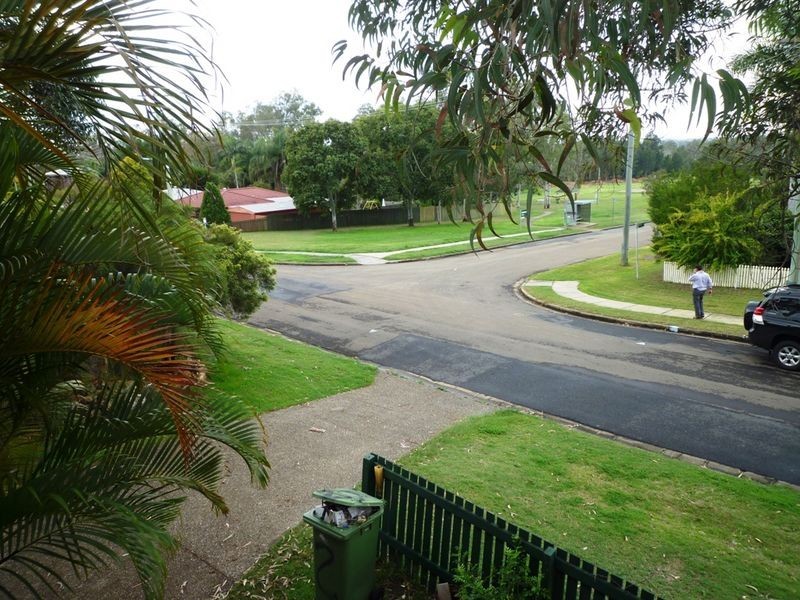 2 Dolben Street, Willowbank QLD 4306