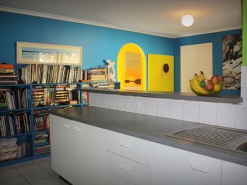 8 Blenheim Crescent, Yamanto QLD 4305