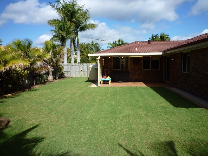 22 Discovery Street, Flinders View QLD 4305