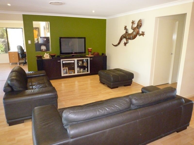 14 Alexandra Close, Flinders View QLD 4305