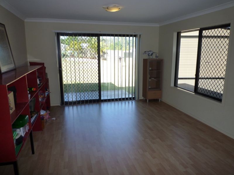 14 Alexandra Close, Flinders View QLD 4305