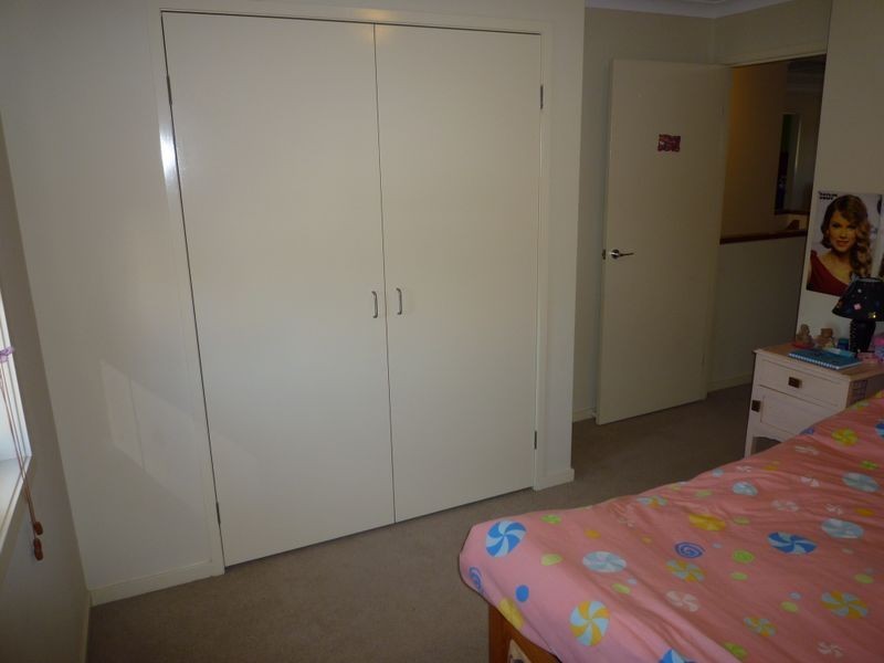 14 Alexandra Close, Flinders View QLD 4305