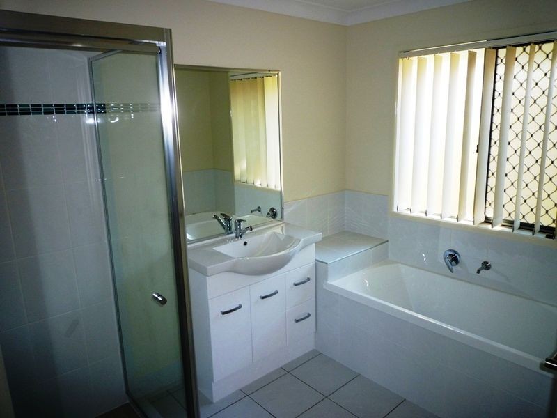 35 Powells Road, Yamanto QLD 4305