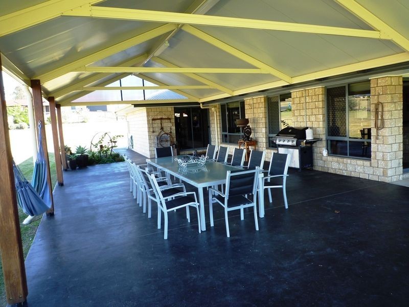 72 Fairway Drive Fairways Estate, Kensington Grove QLD 4341