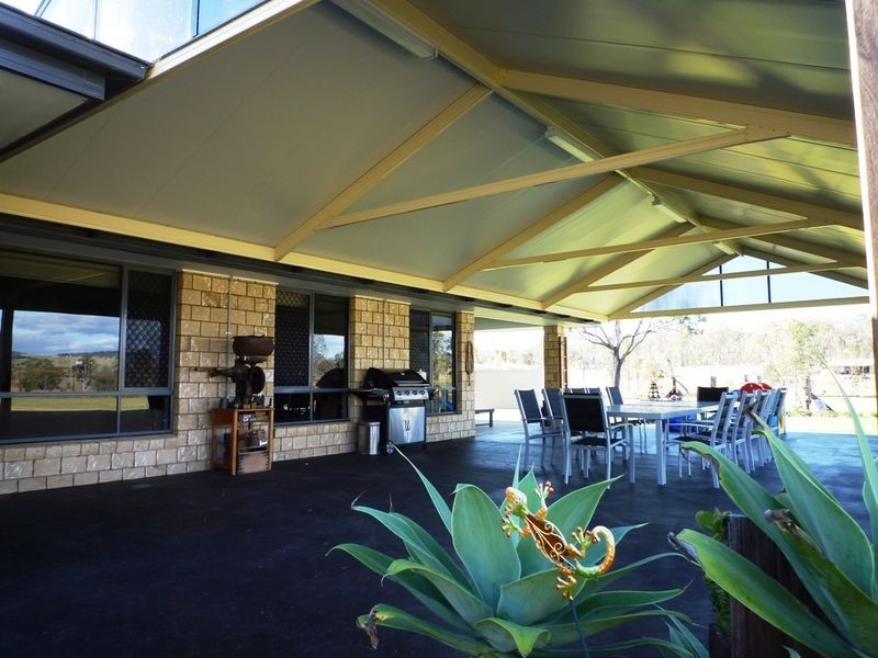 72 Fairway Drive Fairways Estate, Kensington Grove QLD 4341