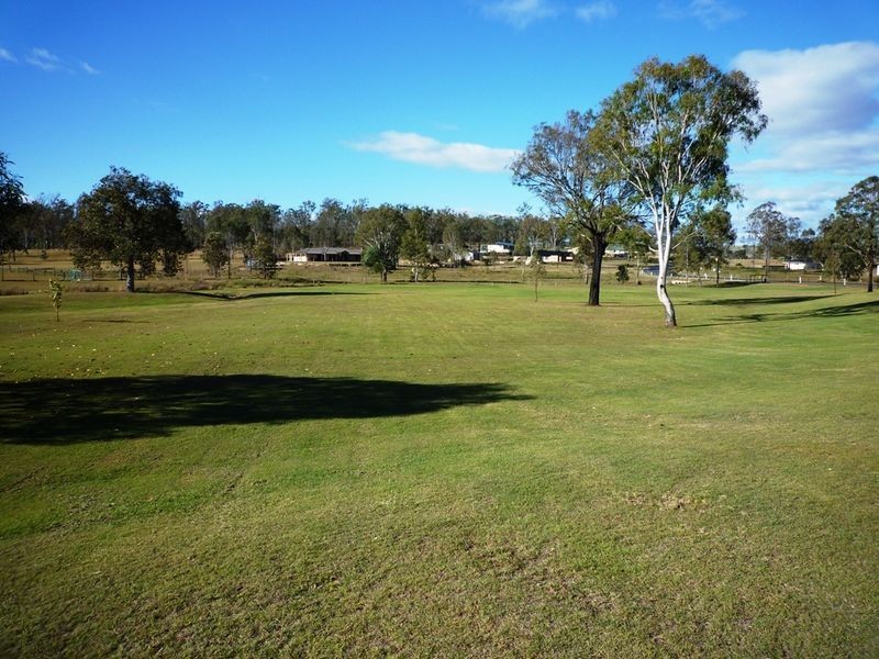 72 Fairway Drive Fairways Estate, Kensington Grove QLD 4341