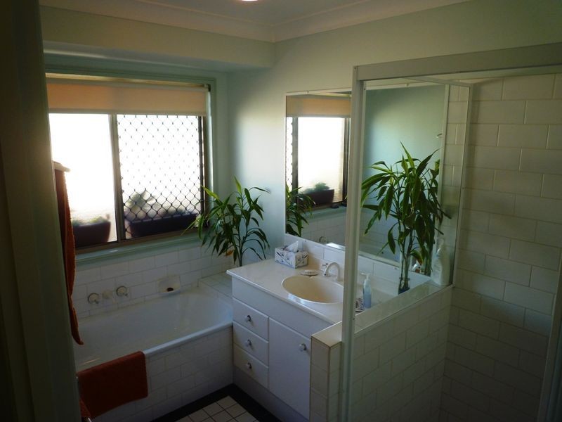 3 Peppercorn Place, Flinders View QLD 4305