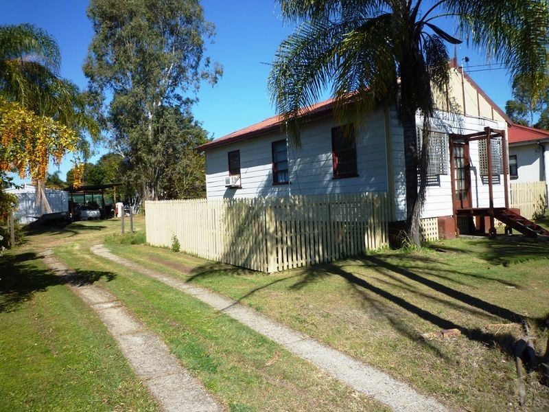 18 Philllip Street, One Mile QLD 4305