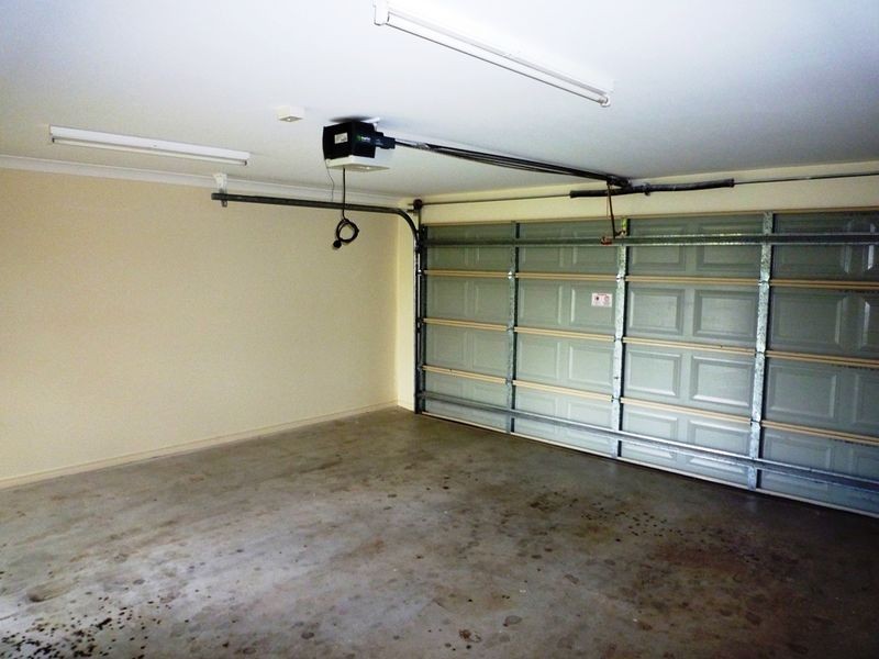 4 Josh Court, Flinders View QLD 4305