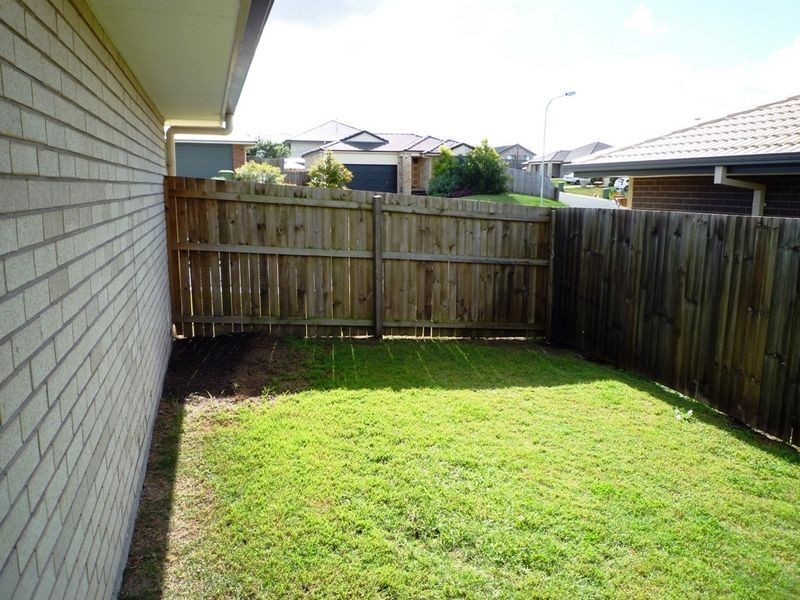 4 Josh Court, Flinders View QLD 4305