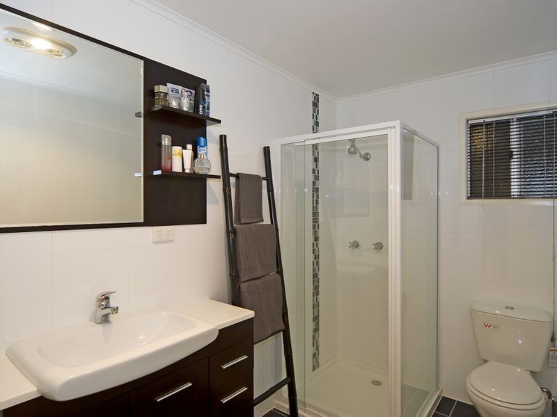 15 Duncan Street, Riverview QLD 4303
