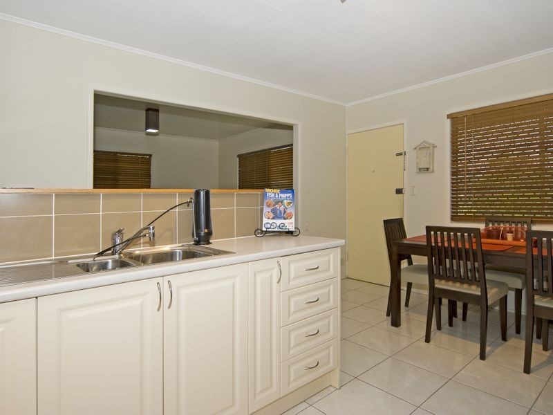 15 Duncan Street, Riverview QLD 4303