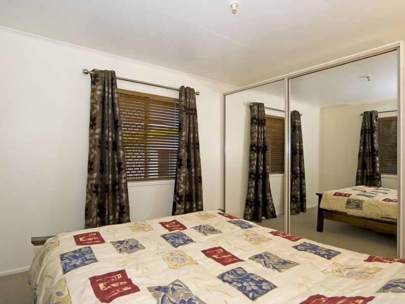 15 Duncan Street, Riverview QLD 4303