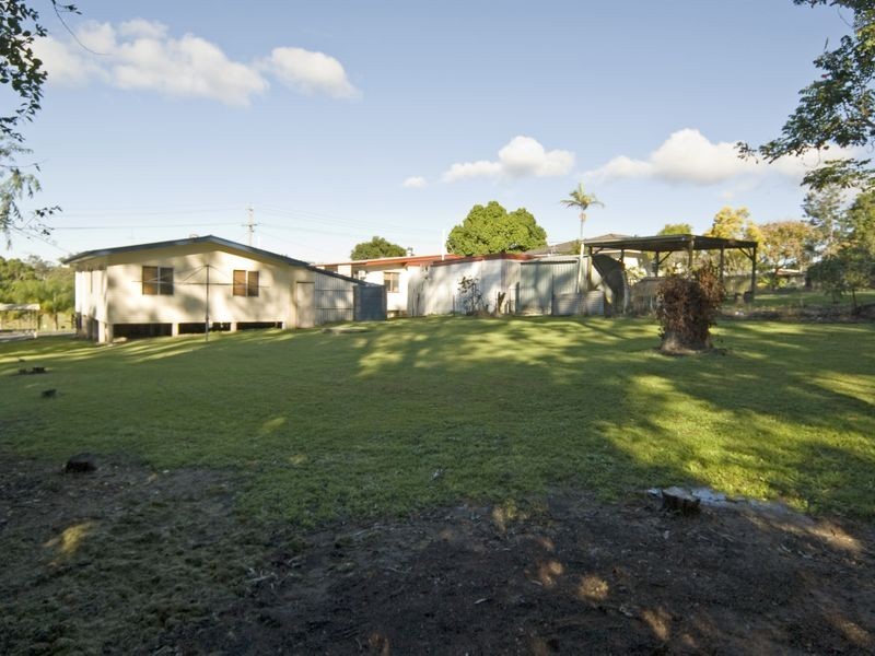 15 Duncan Street, Riverview QLD 4303