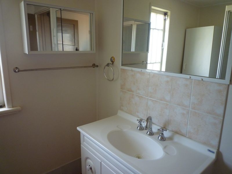 10 Lennon Lane, North Ipswich QLD 4305