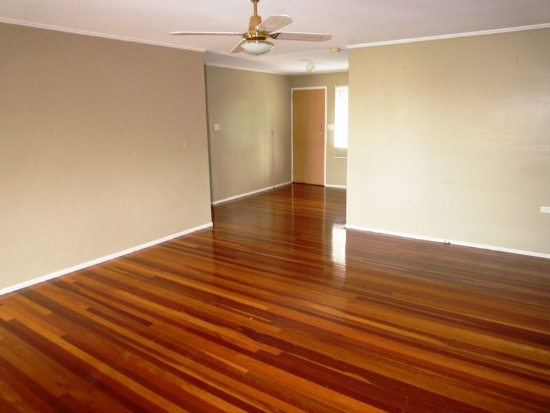 8 Olive Street, Raceview QLD 4305