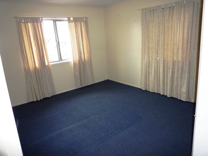 8 Olive Street, Raceview QLD 4305