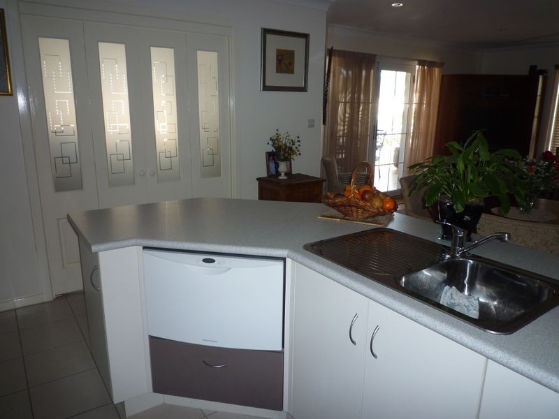 62/45 Sealy Street, Silkstone QLD 4304